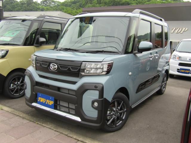 タント　ファンクロス　届出済未使用車
