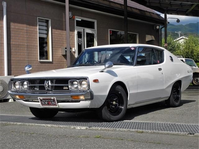 スカイライン　クーペ　２０００ＧＴ－ＸＥ