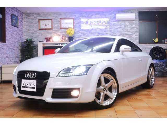 ＴＴ　クーペ　１．８　ＴＦＳＩ　レザーパッケージ