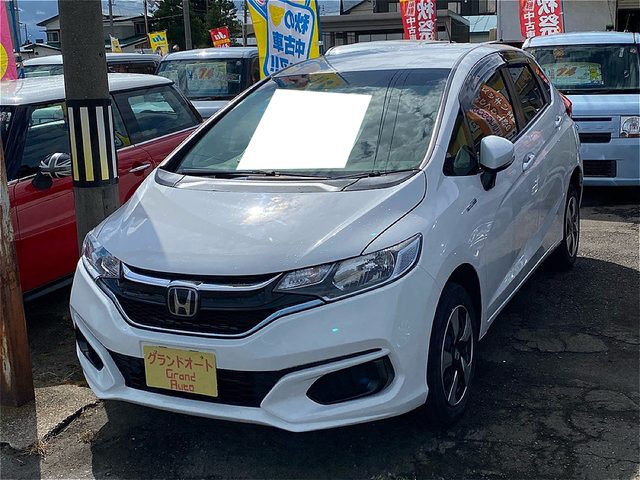 フィット　ハイブリッド　４ＷＤ　Ｆ