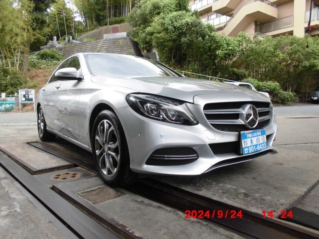 Ｃクラス　セダン　Ｃ２００　アバンギャルド
