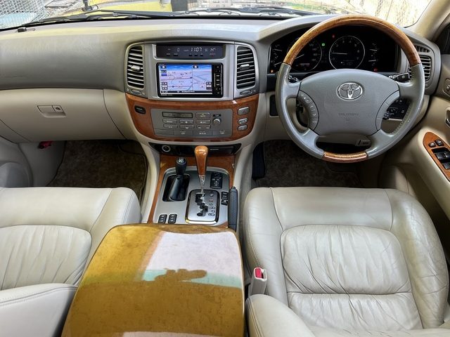 車両画像2