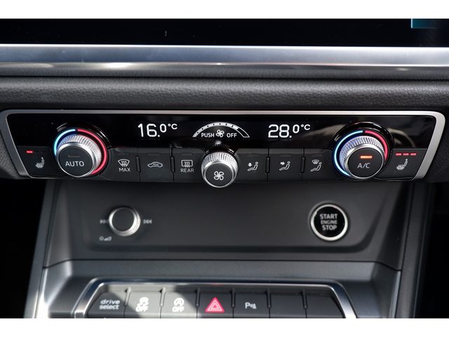 車両画像22