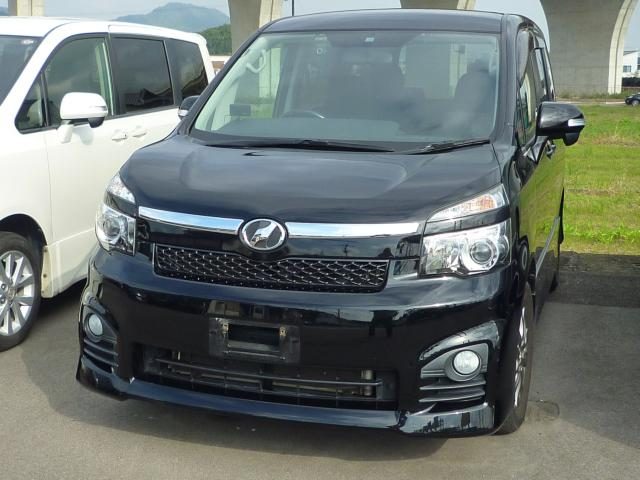 ヴォクシー　ＺＳ