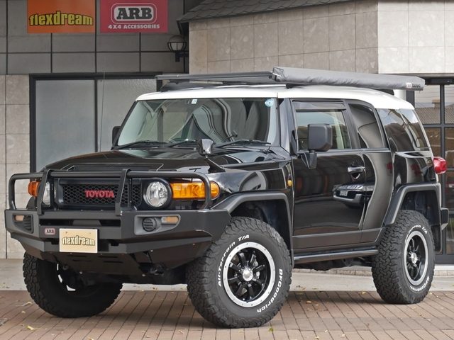 ＦＪ　クルーザー　４ＷＤ　ブラックカラーパッケージ