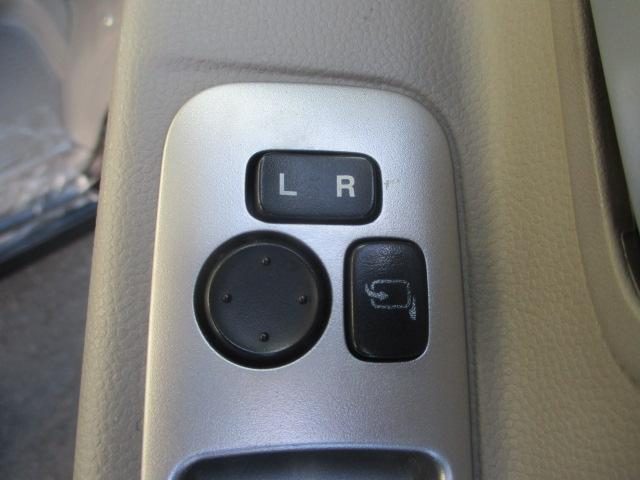 車両画像28