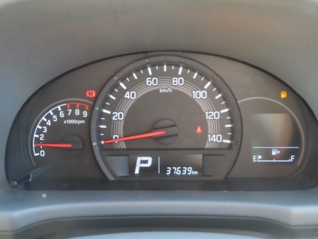 車両画像30