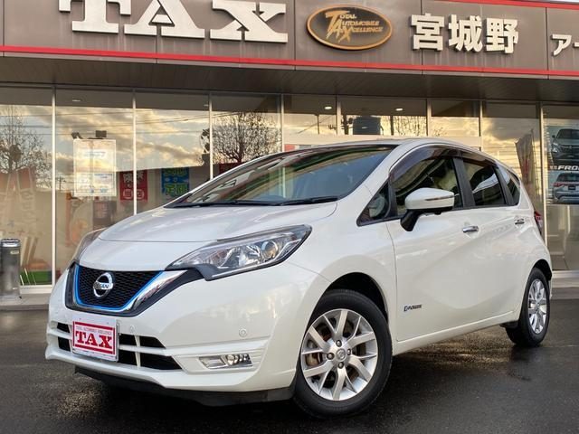 ノート　ｅ－パワー　Ｘ　車輛評価４．５点／フルセ