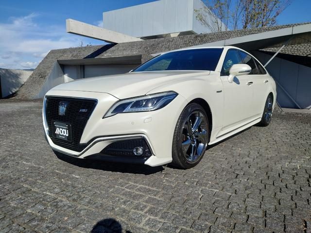 クラウン　セダン　ハイブリッド　ＲＳ　メーカーナビ・バックモニター・ＬＥ