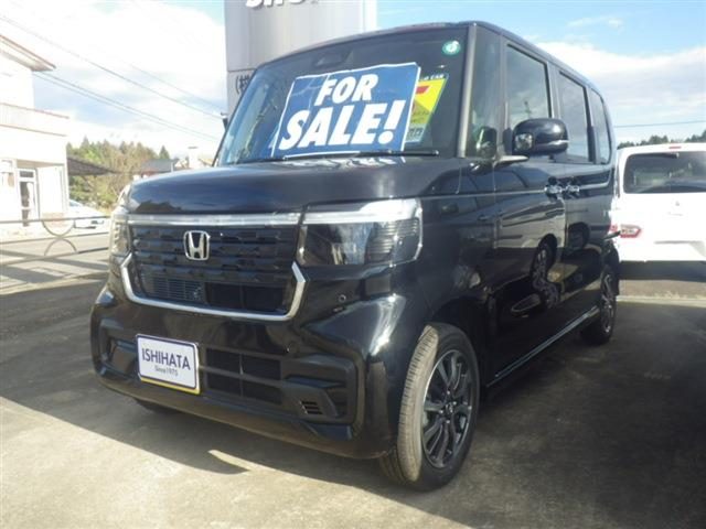 Ｎ　ＢＯＸ　カスタム　４ＷＤ　ベースグレード