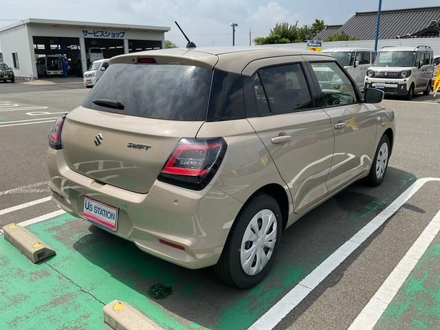 車両画像8
