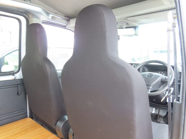 車両画像13