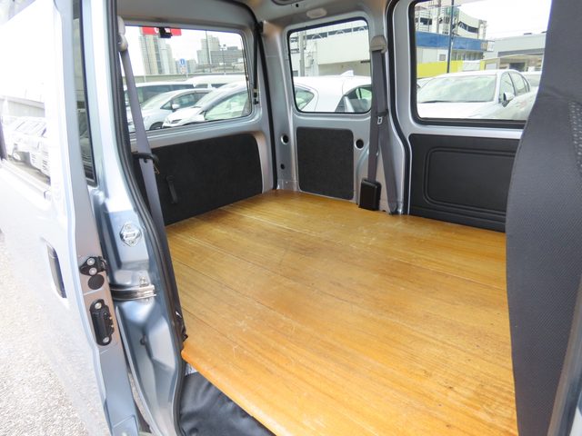 車両画像14