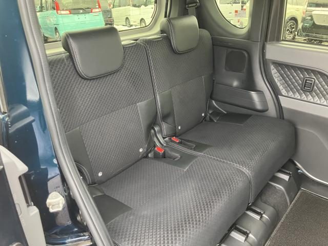 車両画像12