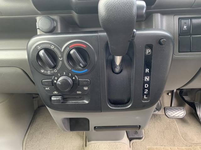 車両画像16