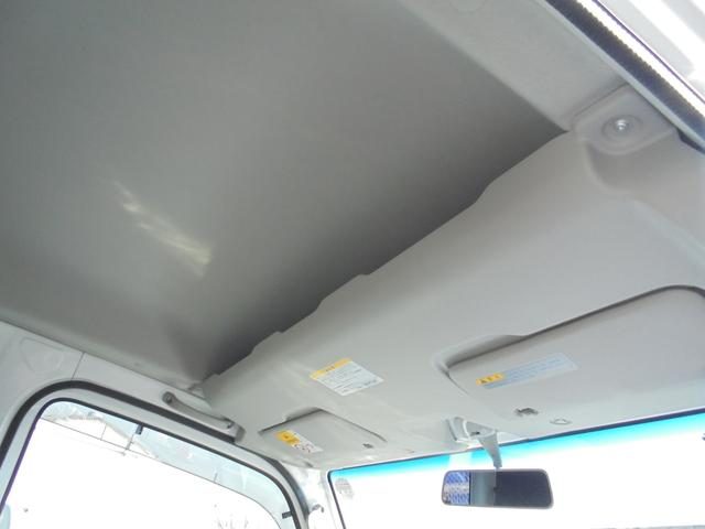 車両画像18