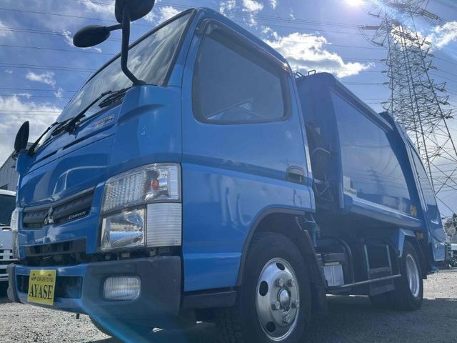 キャンター　２ｔ積プレス式パッカー車　ＭＴ