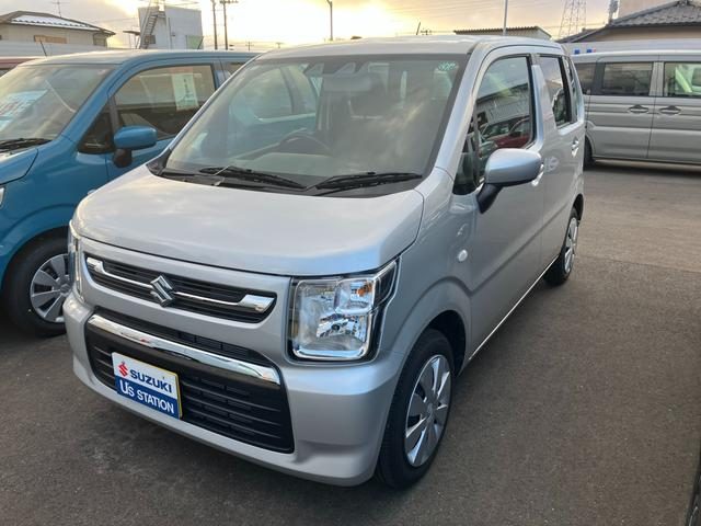 ワゴンＲ　ＦＸ　２ＷＤ・ＣＶＴ　ＣＤラジオ付　衝突