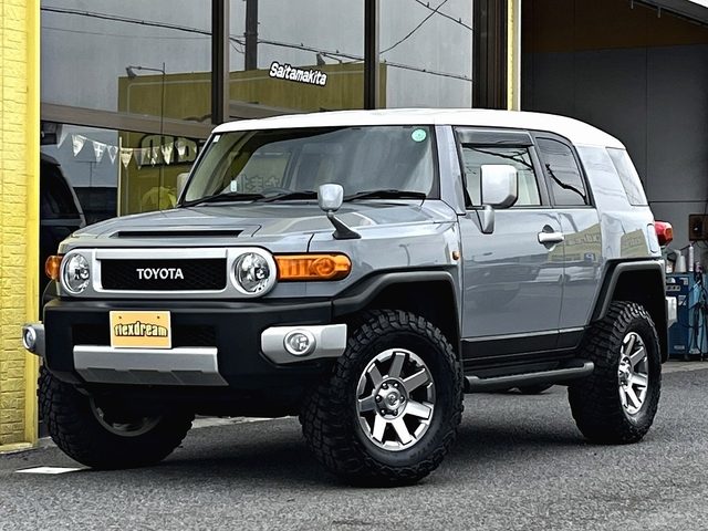 ＦＪ　クルーザー　４ＷＤ　ベースグレード