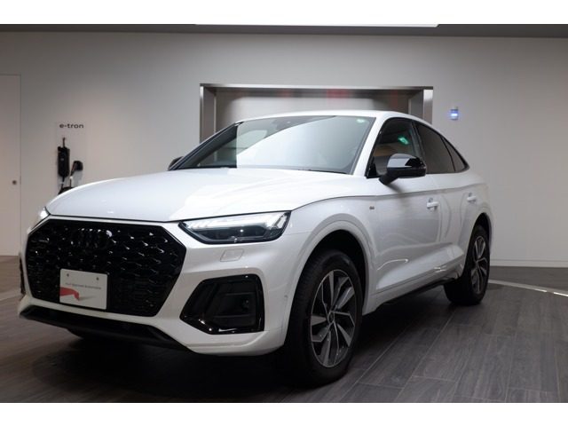 Ｑ５　スポーツバック　４０　ＴＤＩ　クワトロ　Ｓライン