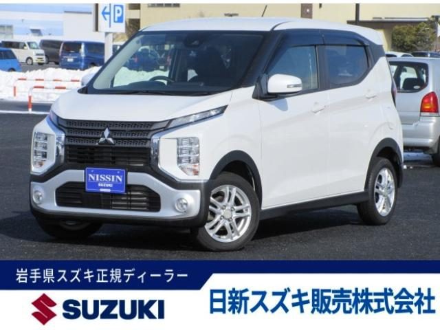 ｅＫクロス　４ＷＤ　Ｔ　４ＷＤ　衝突被害軽減ブレーキ　ＣＤプ
