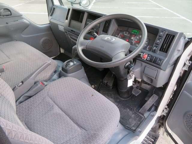 車両画像8