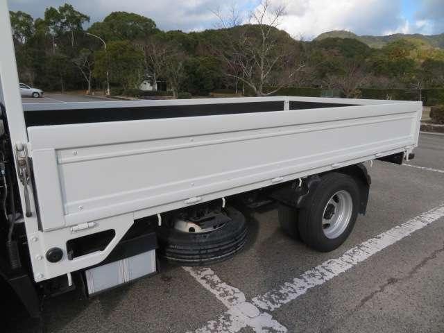 車両画像15