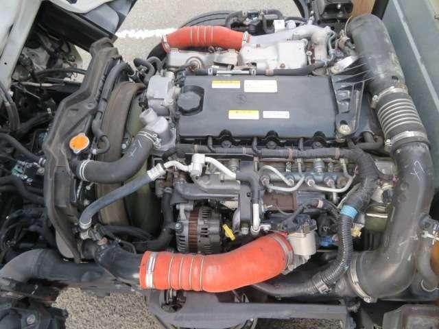 車両画像18