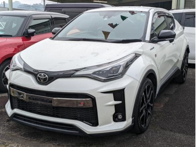 Ｃ－ＨＲ　Ｓ　ハイブリッド　ＧＲ　スポーツ