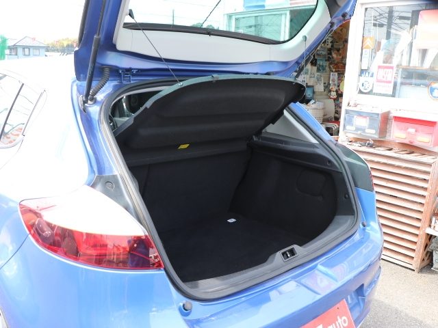 車両画像15