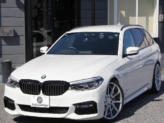 ５シリーズ　ツーリング　５３０ｉ　Ｍスポーツ