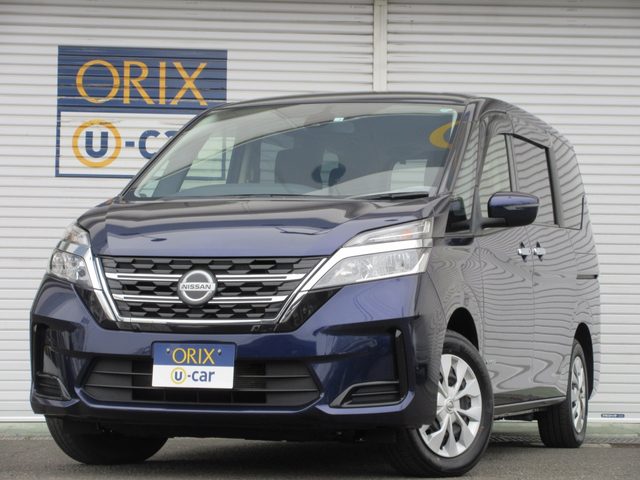 セレナ　Ｓハイブリッド　４ＷＤ　ＸＶ