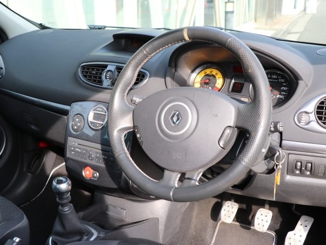 車両画像14