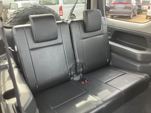 車両画像11