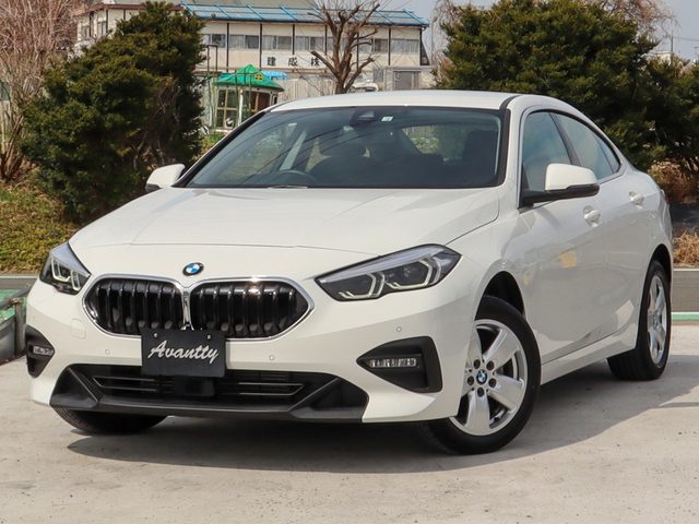 ２シリーズ　グランクーペ　２１８ｄ　プレイ