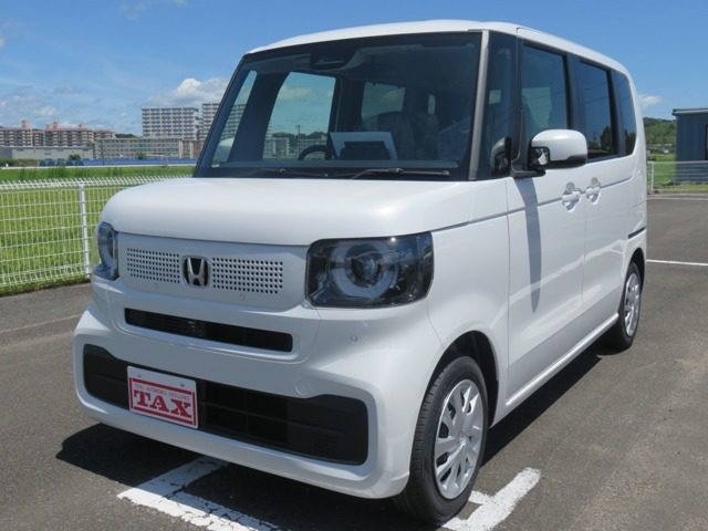 Ｎ　ＢＯＸ　６６０　登録済未使用車・ディスプレイオー