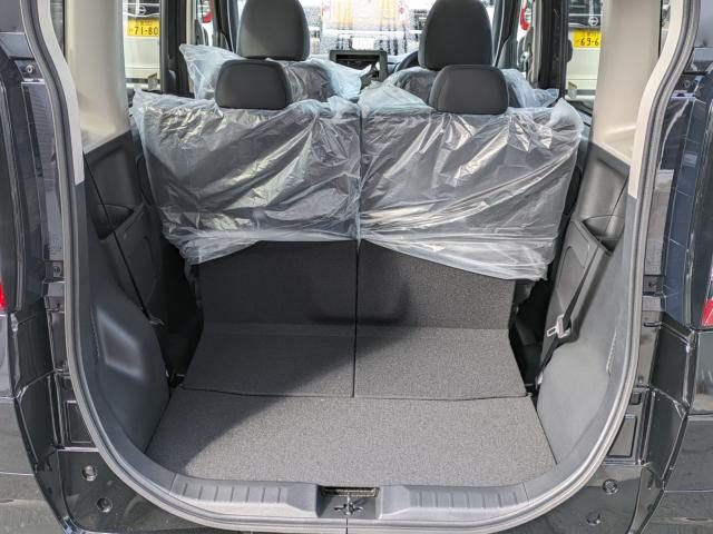 車両画像16