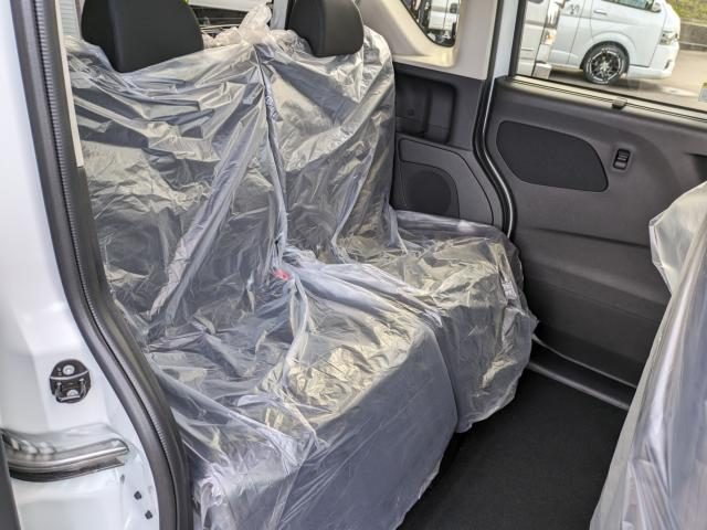 車両画像23