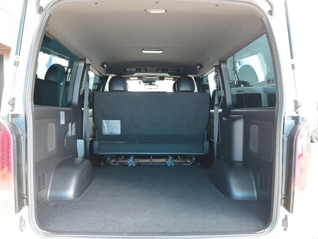 車両画像11