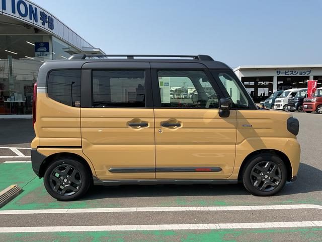 車両画像4