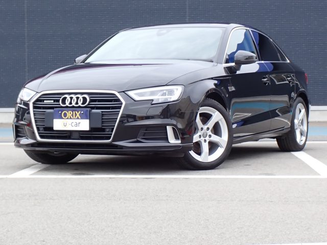 Ａ３　セダン　４０　ＴＦＳＩ　クワトロ　スポーツ
