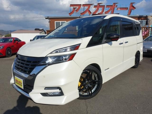 セレナ　ｅ－ＰＯＷＥＲ　ハイウェイスター　Ｖ