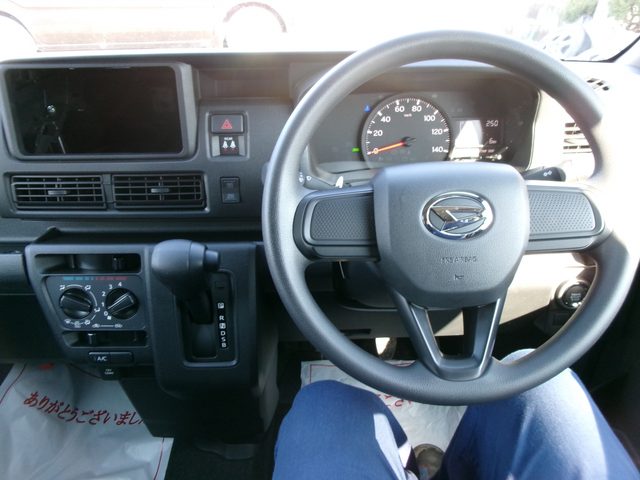 車両画像18