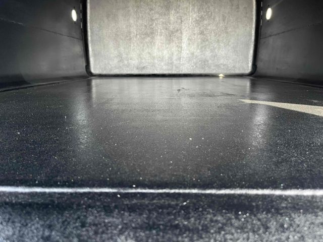 車両画像11