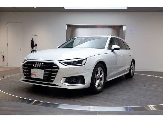 Ａ４　アバント　３５　ＴＦＳＩ　アドバンスド