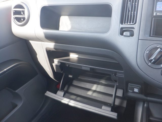 車両画像12
