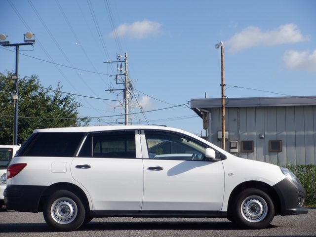 車両画像24