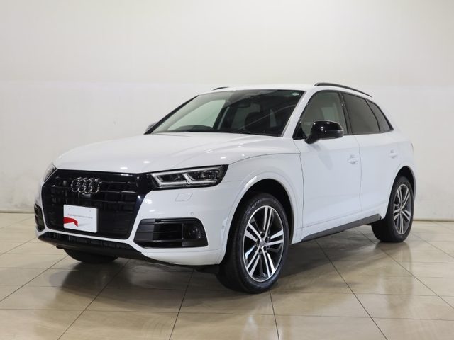 Ｑ５　４０　ＴＤＩ　クワトロ　スポーツ