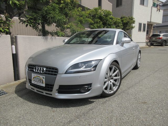 ＴＴ　クーペ　２．０　ＴＦＳＩ　クワトロ
