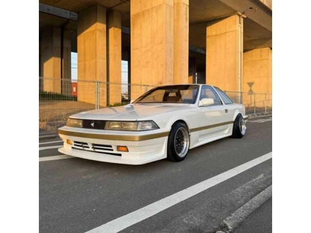 ソアラ　２．０ＶＸ
